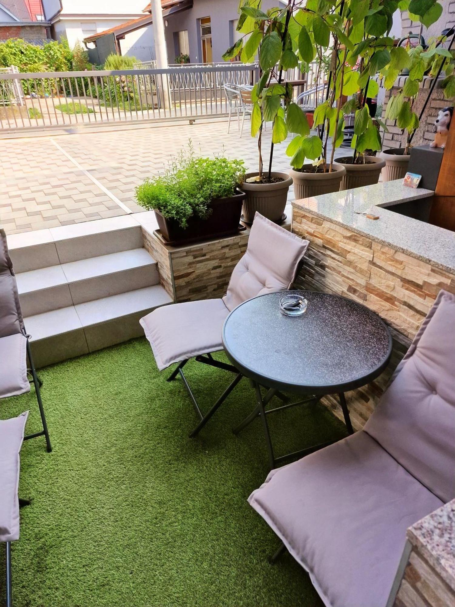 Studio Apartman Lorena Daire Zagreb Dış mekan fotoğraf